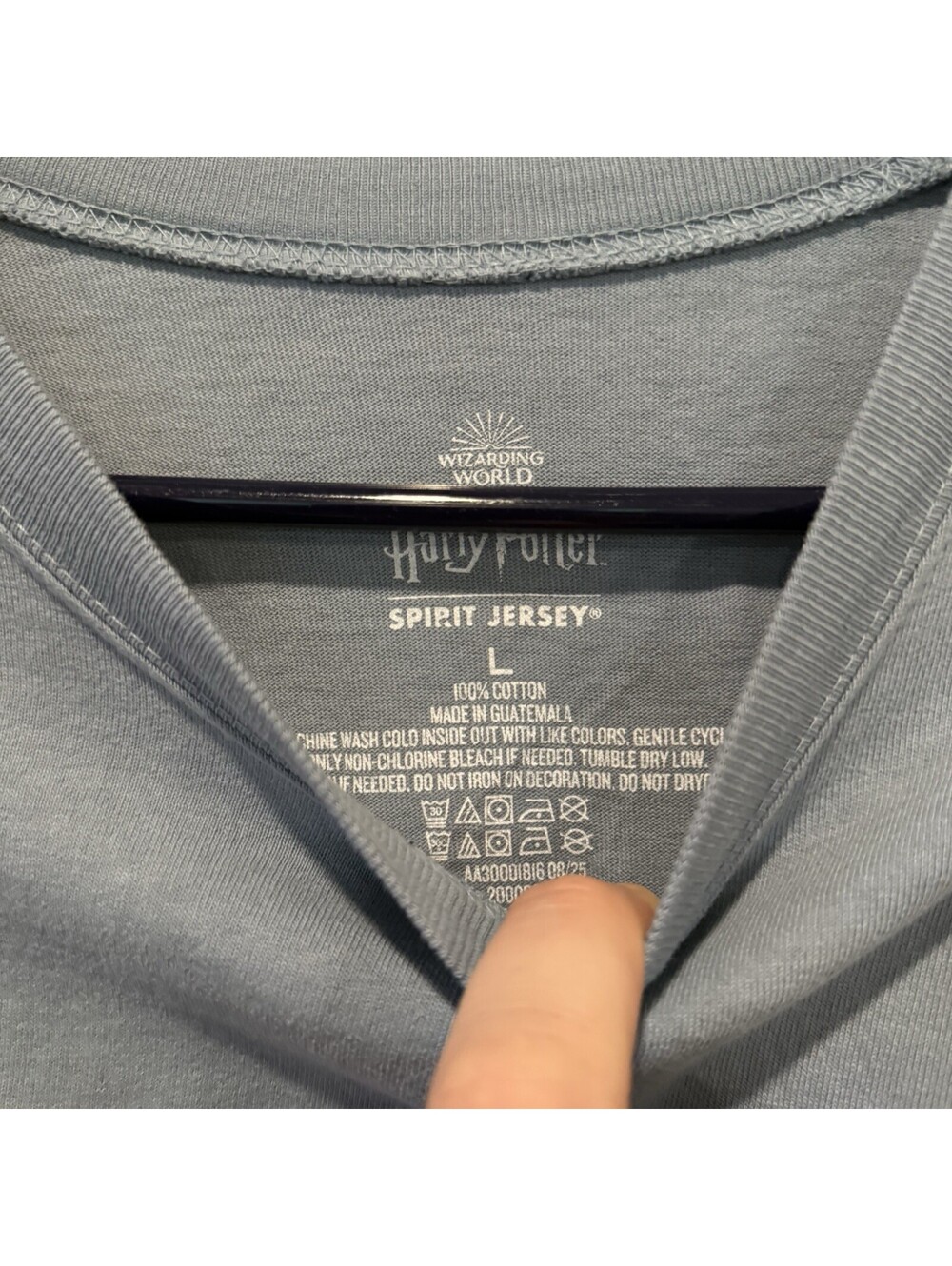Harry Potter Wizarding World New York MM'25 Ravenclaw Exclusive Spirit Jersey L - Picture 7 of 7